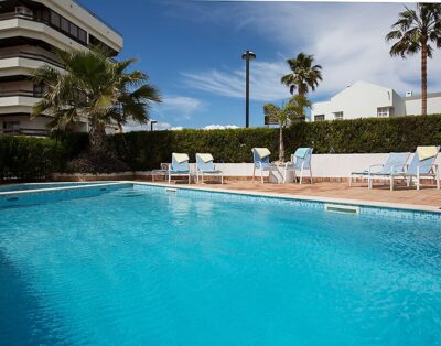 Purple Beach Apartment at Praia da Rocha with Pool