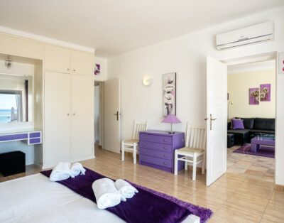 Purple Beach Apartment at Praia da Rocha with Pool