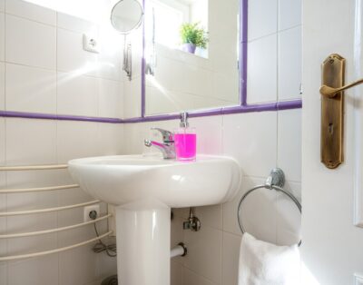 Purple Beach Apartment at Praia da Rocha with Pool